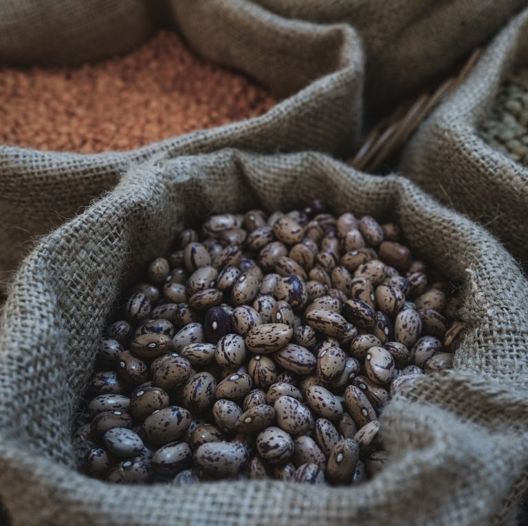 Superfoods that support stable blood sugar levels: Eat your way to wellness